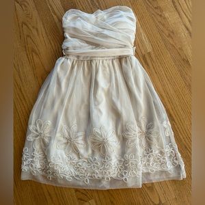 Gorgeous Mystic Ivory Strapless Dress Medium